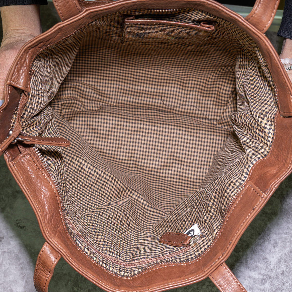 A. Eriksson Outi Shoppingveske I Skinn Brun