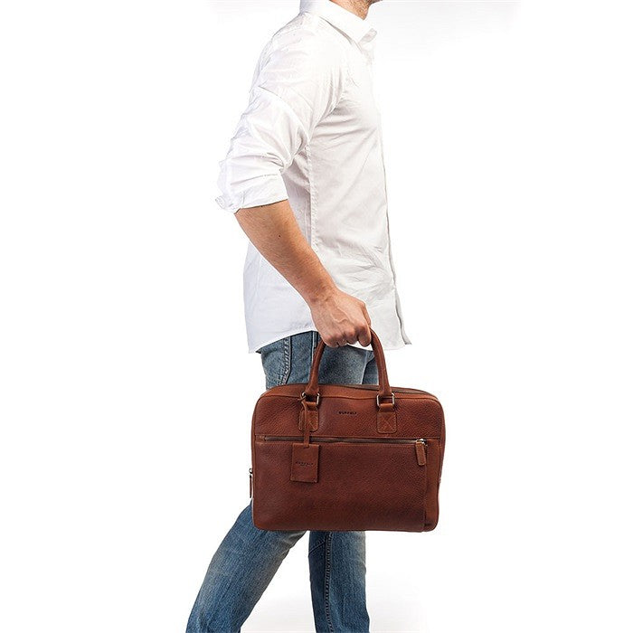 Burkely Fundametals Antique Avery 1-Zip 13,3" Pc veske I Skinn Cognac