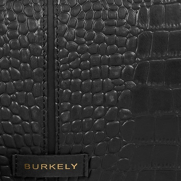 Burkely Cool Colbie Shoulderbag Mellomstor Skinnveske Svart