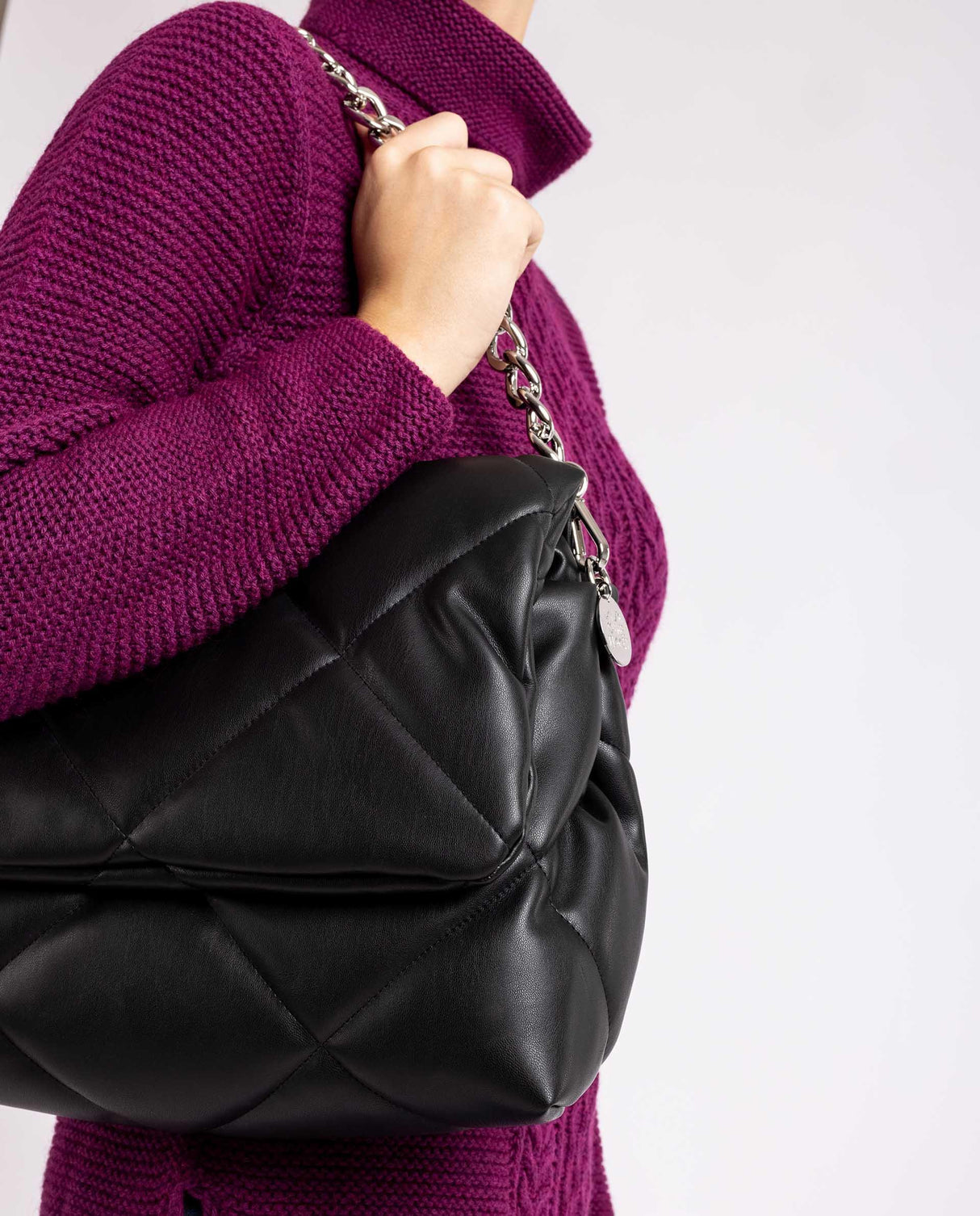 Unisa Zkerina Stor Quiltet Klaffveske Svart