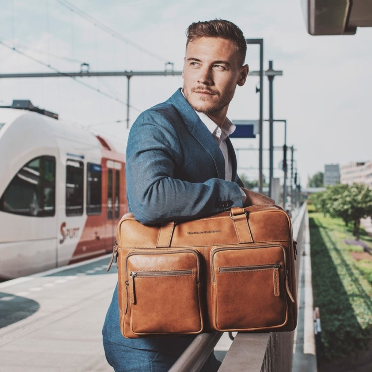 The Chesterfield Brand Misha 17" Pc Veske I Skinn Cognac