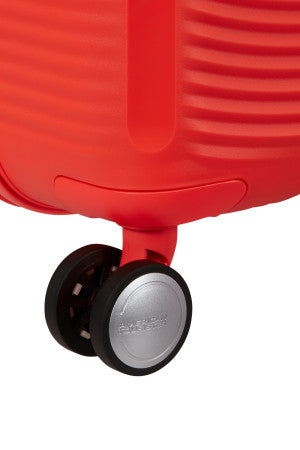American Tourister Soundbox Utvidbar Mellomstor Koffert 67cm/81L
