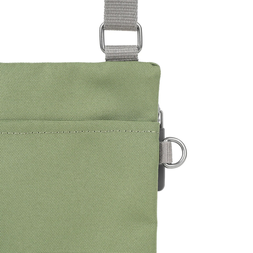 Roka Chelsea Crossbody Telefonveske Granite