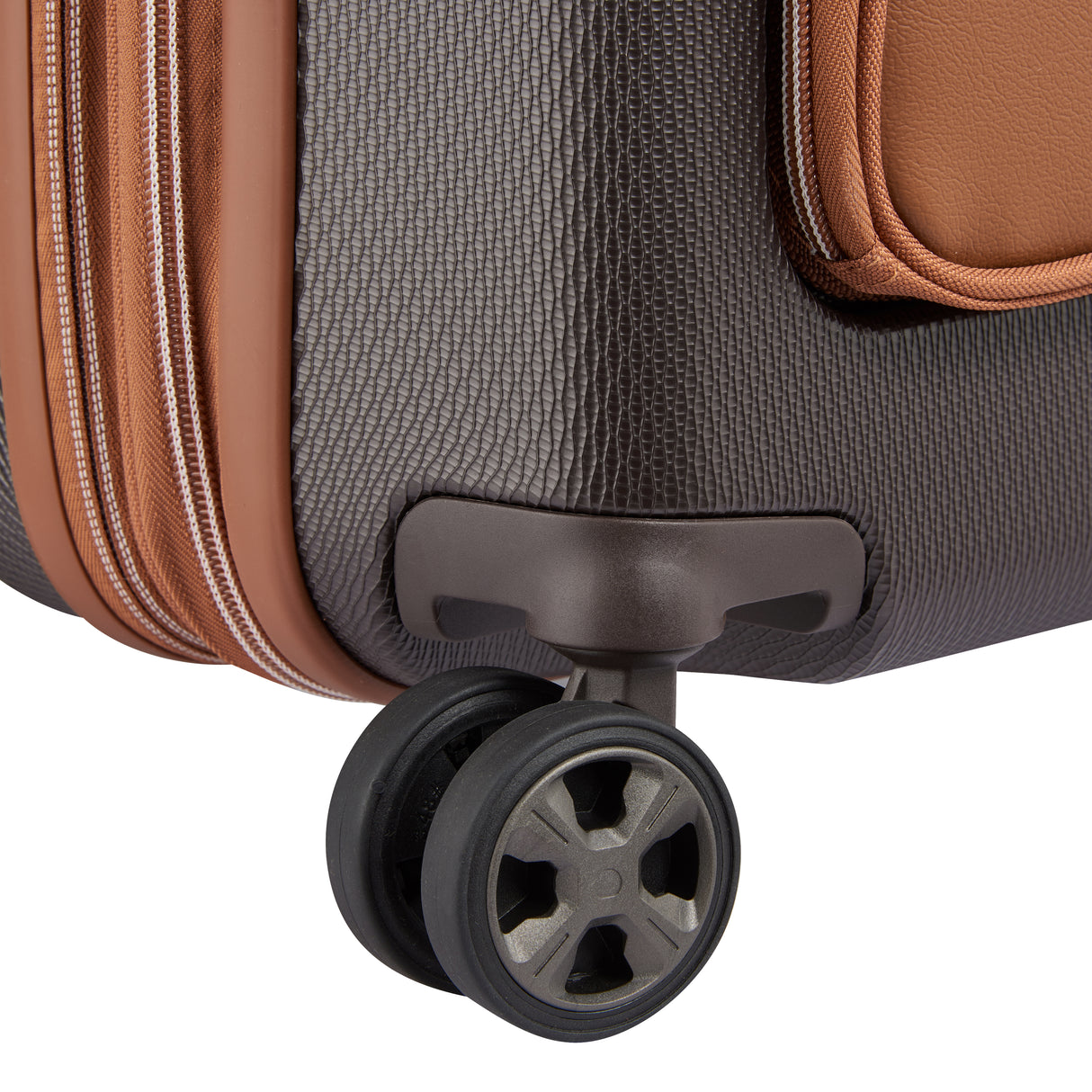 Delsey Chatelet Air 2.0 Utvidbar Business Kabinkoffert med PC-lomme og USB-port 55cm