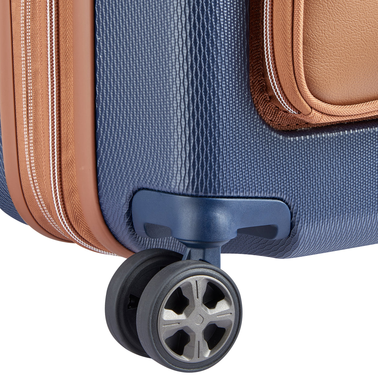 Delsey Chatelet Air 2.0 Utvidbar Business Kabinkoffert med PC-lomme og USB-port 55cm