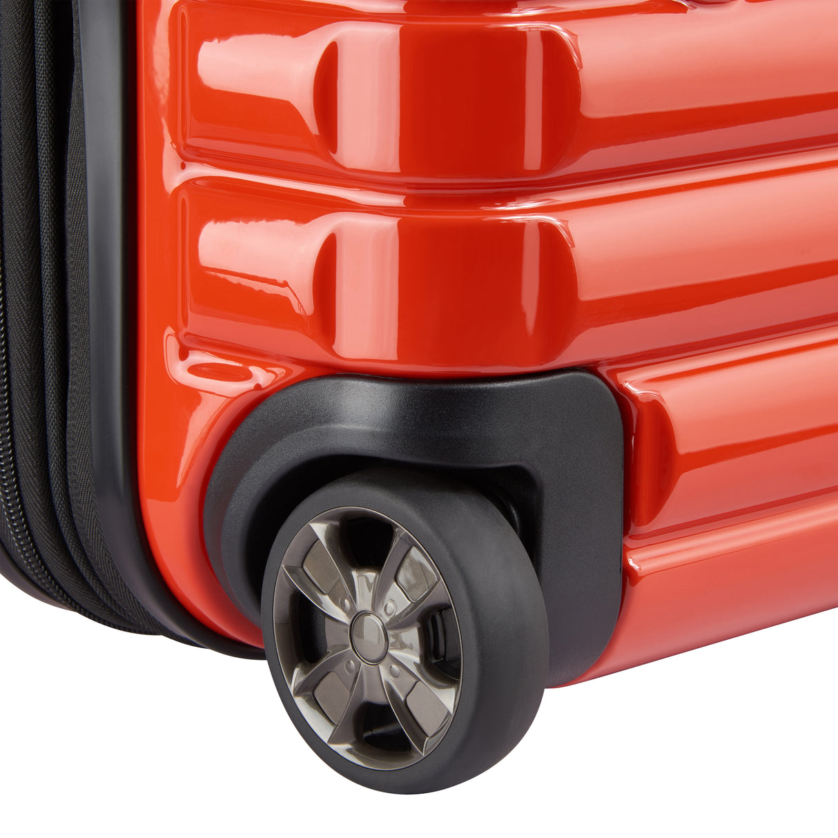 Delsey Shadow 5.0 Utvidbar Bordcase Pc 14" Koffert , 2 hjul