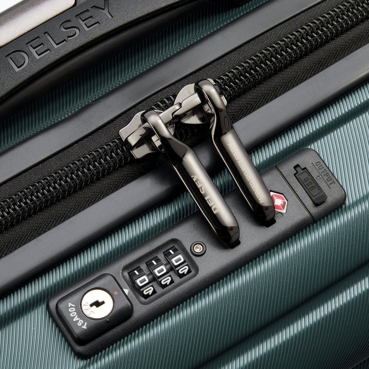 Delsey Shadow 5.0 Kabinkoffert med USB port 55cm/35 L