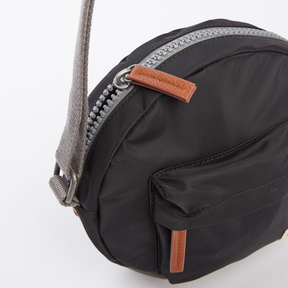 Roka Paddington Crossbody Veske Svart